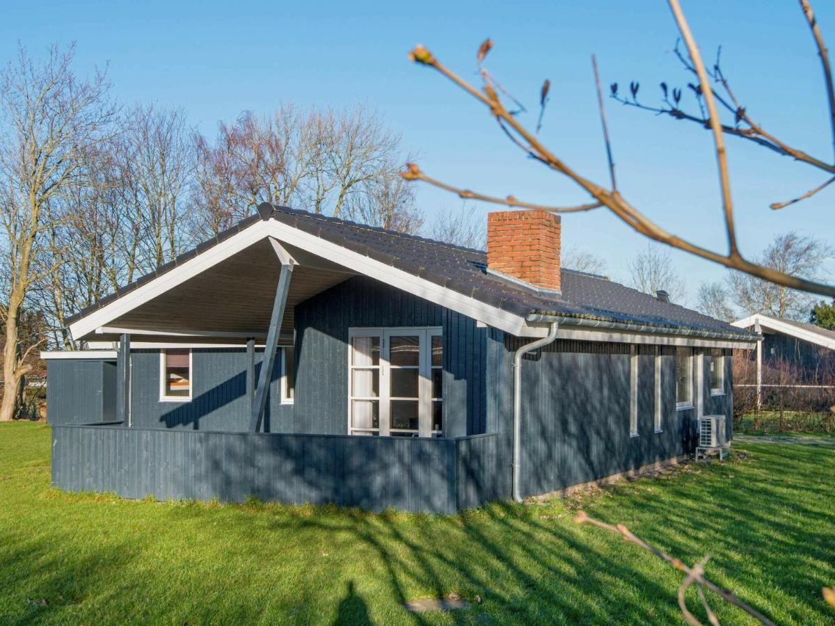 8 Person Holiday Home In B Rkop Egeskov  Exterior foto